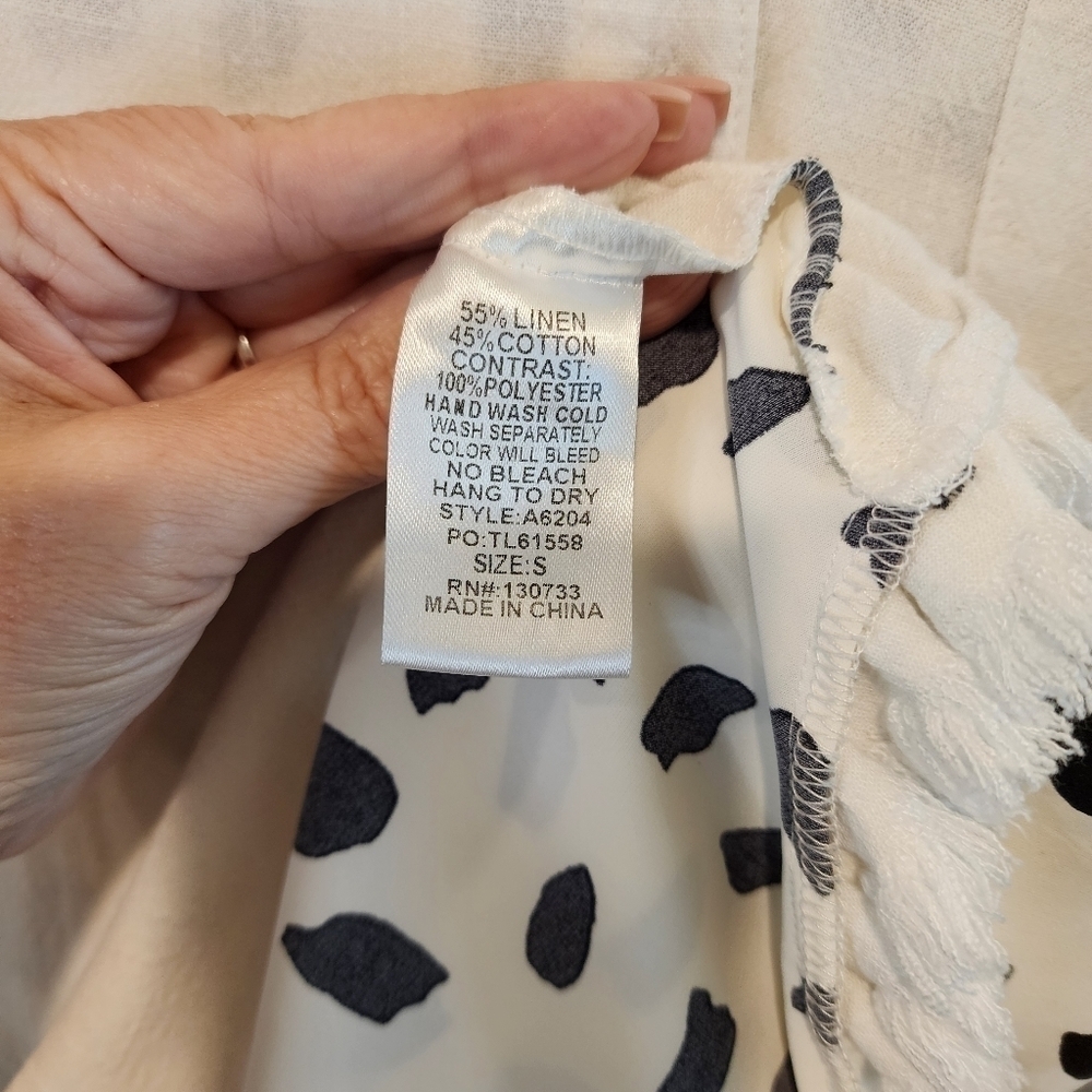 Umgee Top Size Small White Linen Blend Front Polyester Polka Dots On Back Fringe - Picture 4 of 7